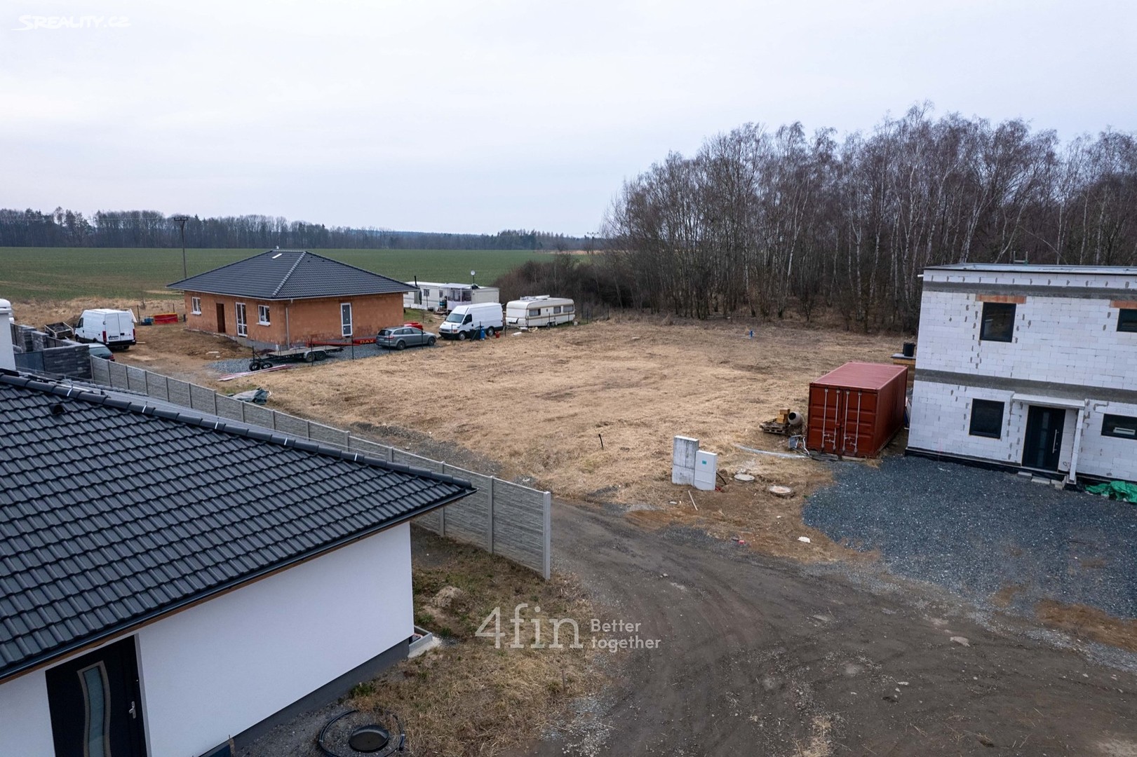Prodej  stavebního pozemku 1 093 m², Hradešín, okres Kolín