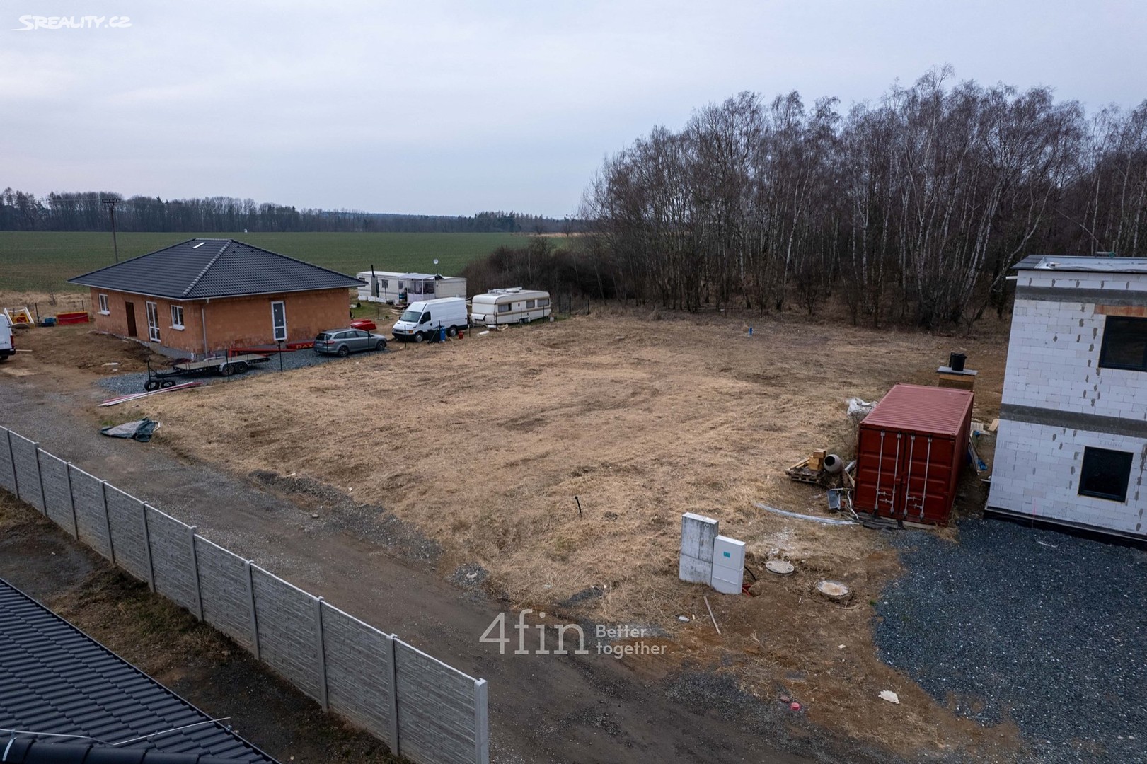 Prodej  stavebního pozemku 1 093 m², Hradešín, okres Kolín