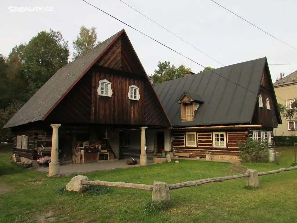 Prodej  stavebního pozemku 1 235 m², Machov, okres Náchod