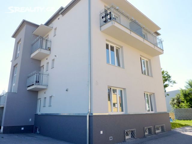 Pronájem bytu 1+1 40 m², Brno - Brno-Slatina, okres Brno-město
