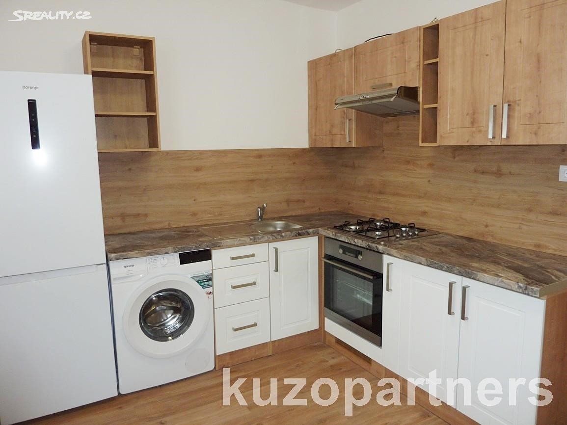 Pronájem bytu 1+1 34 m², Dvořišťská, Praha 9 - Kyje