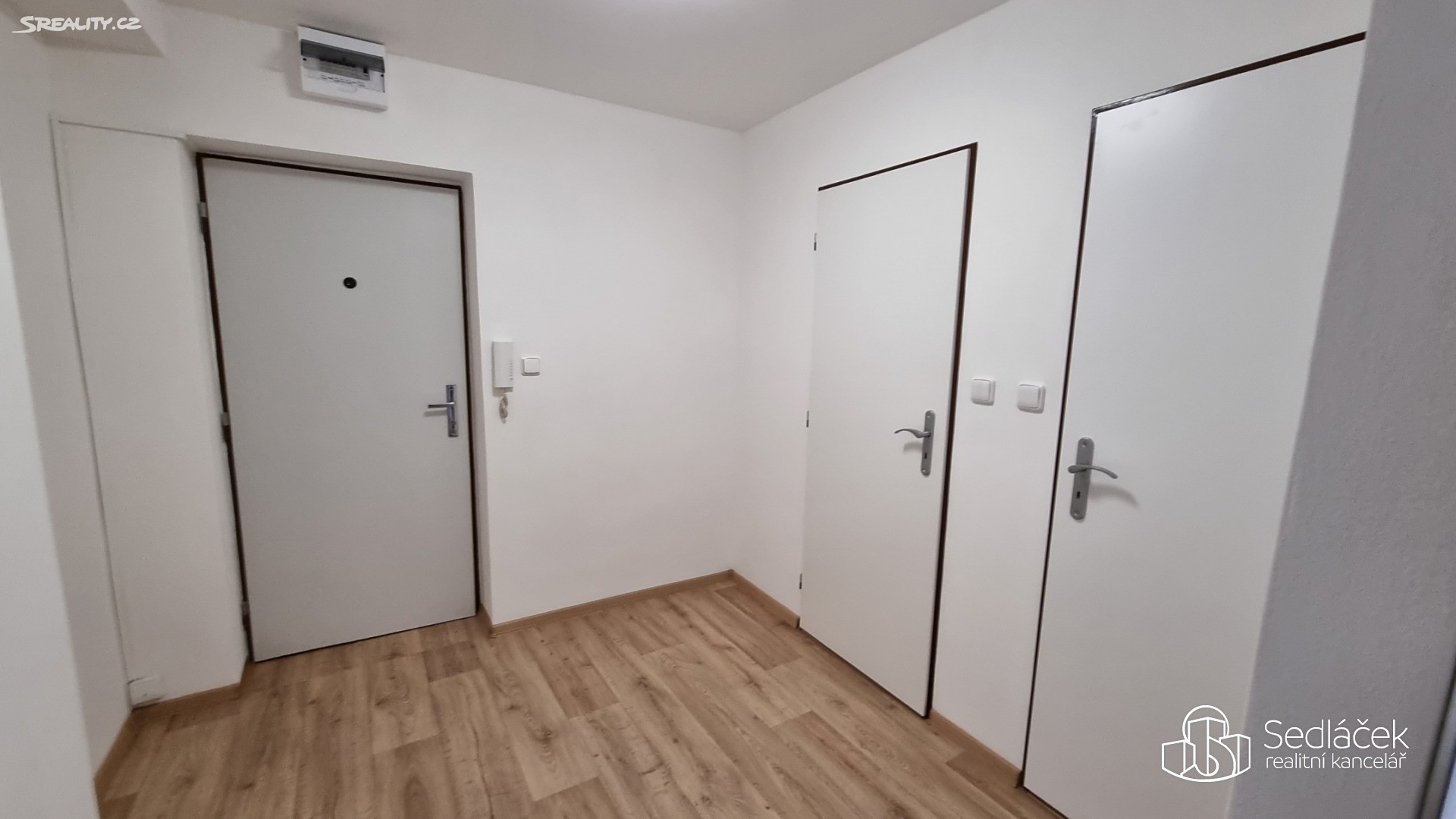 Pronájem bytu 1+1 37 m², nábřeží Petra Bezruče, Sokolov