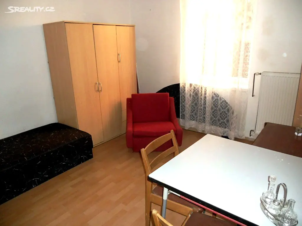 Pronájem bytu 1+kk 20 m², Tenorova, Brno - Židenice