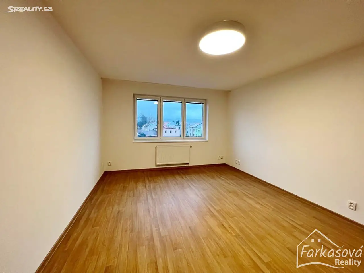 Pronájem bytu 1+kk 29 m², Na Slovanech, Lanškroun - Žichlínské Předměstí