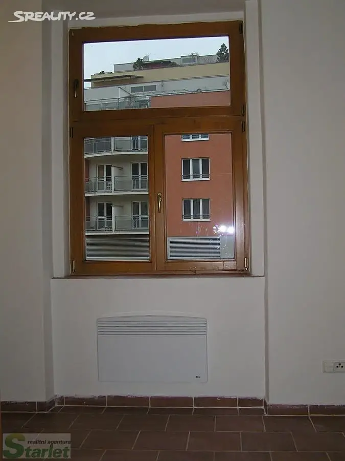 Pronájem bytu 1+kk 20 m², Vrchlického, Praha 5 - Košíře