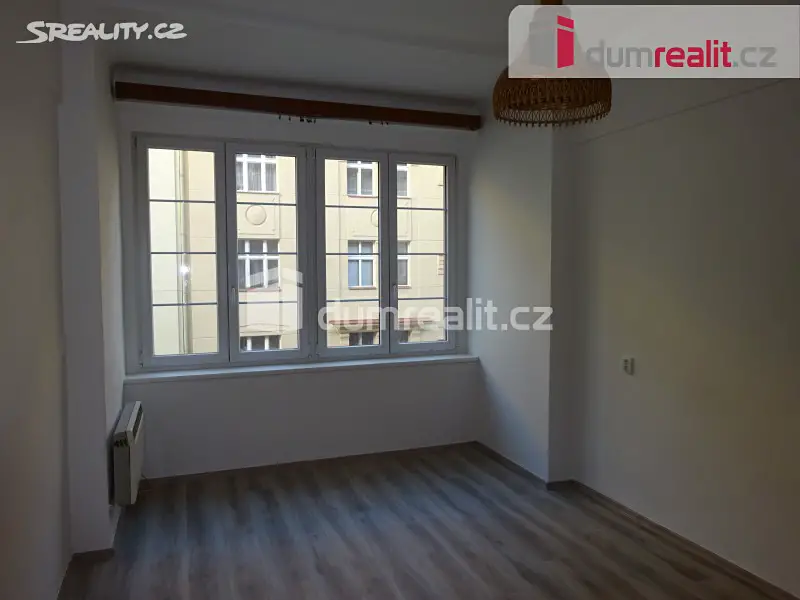 Pronájem bytu 1+kk 25 m², Slezská, Praha 3 - Vinohrady