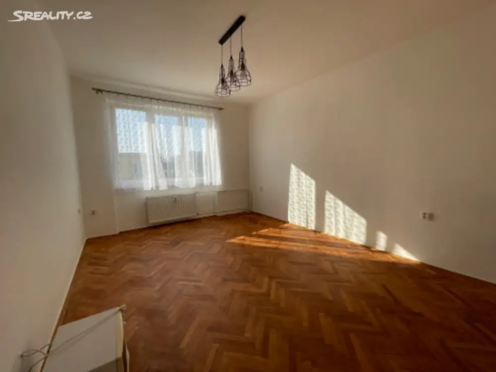 Pronájem bytu 2+1 58 m², Jana Jiskry, Kynšperk nad Ohří