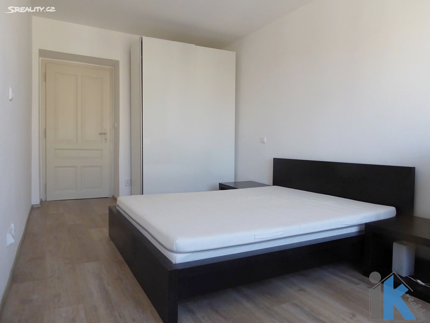 Pronájem bytu 2+1 55 m², Kruhová, Praha - Strašnice