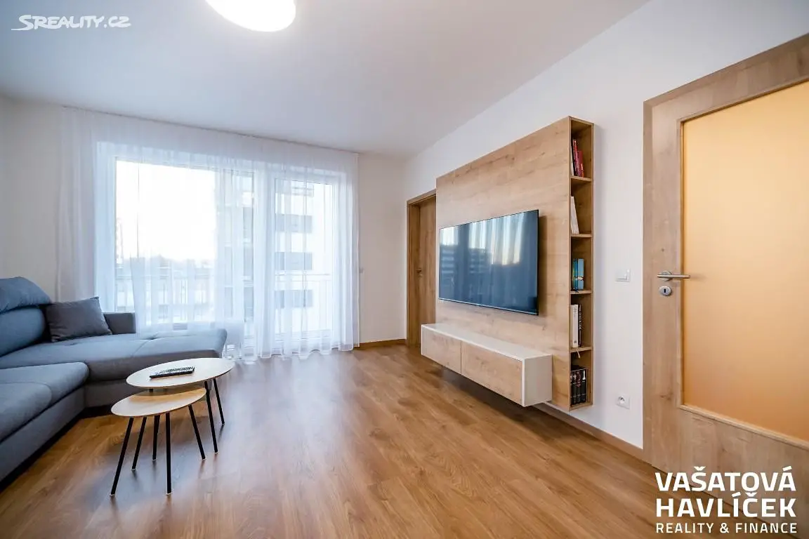 Pronájem bytu 2+kk 54 m², Antonína Petrofa, Hradec Králové - Nový Hradec Králové