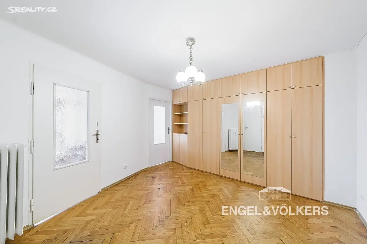 Pronájem bytu 2+kk 80 m², Františka Křížka, Praha 7 - Holešovice