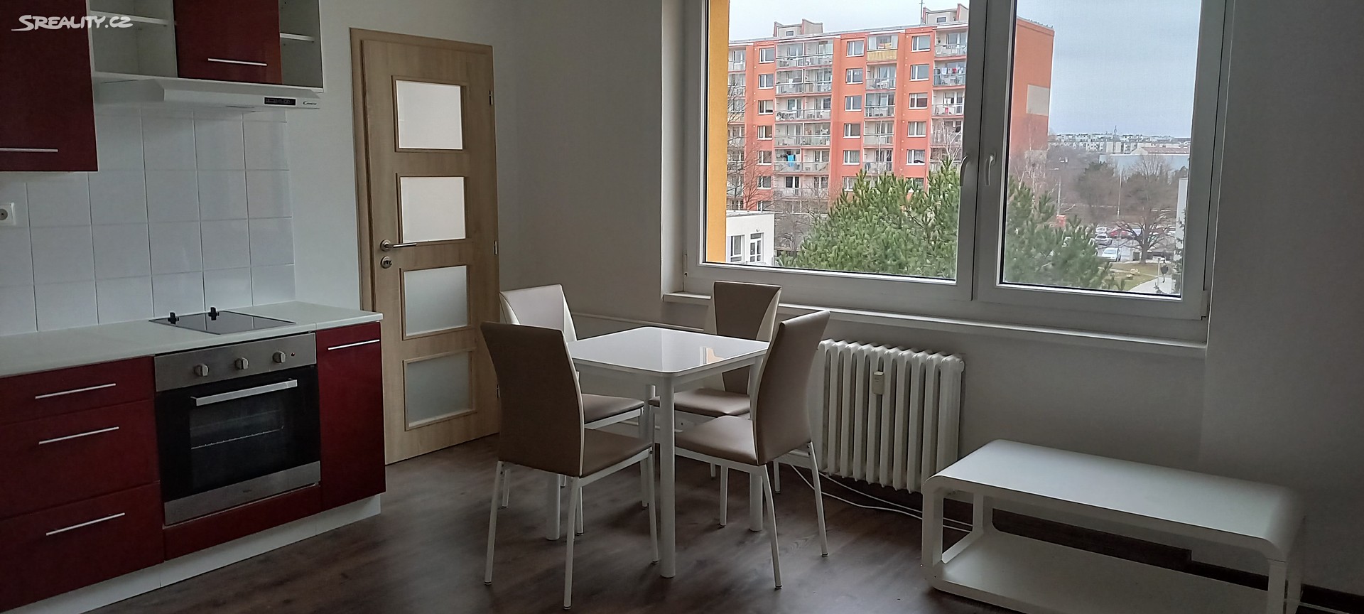 Pronájem bytu 2+kk 38 m², Praha 9 - Letňany