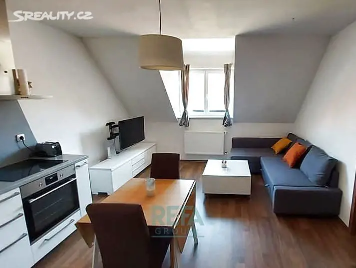 Pronájem bytu 2+kk 50 m², Holandská, Praha 10 - Vršovice