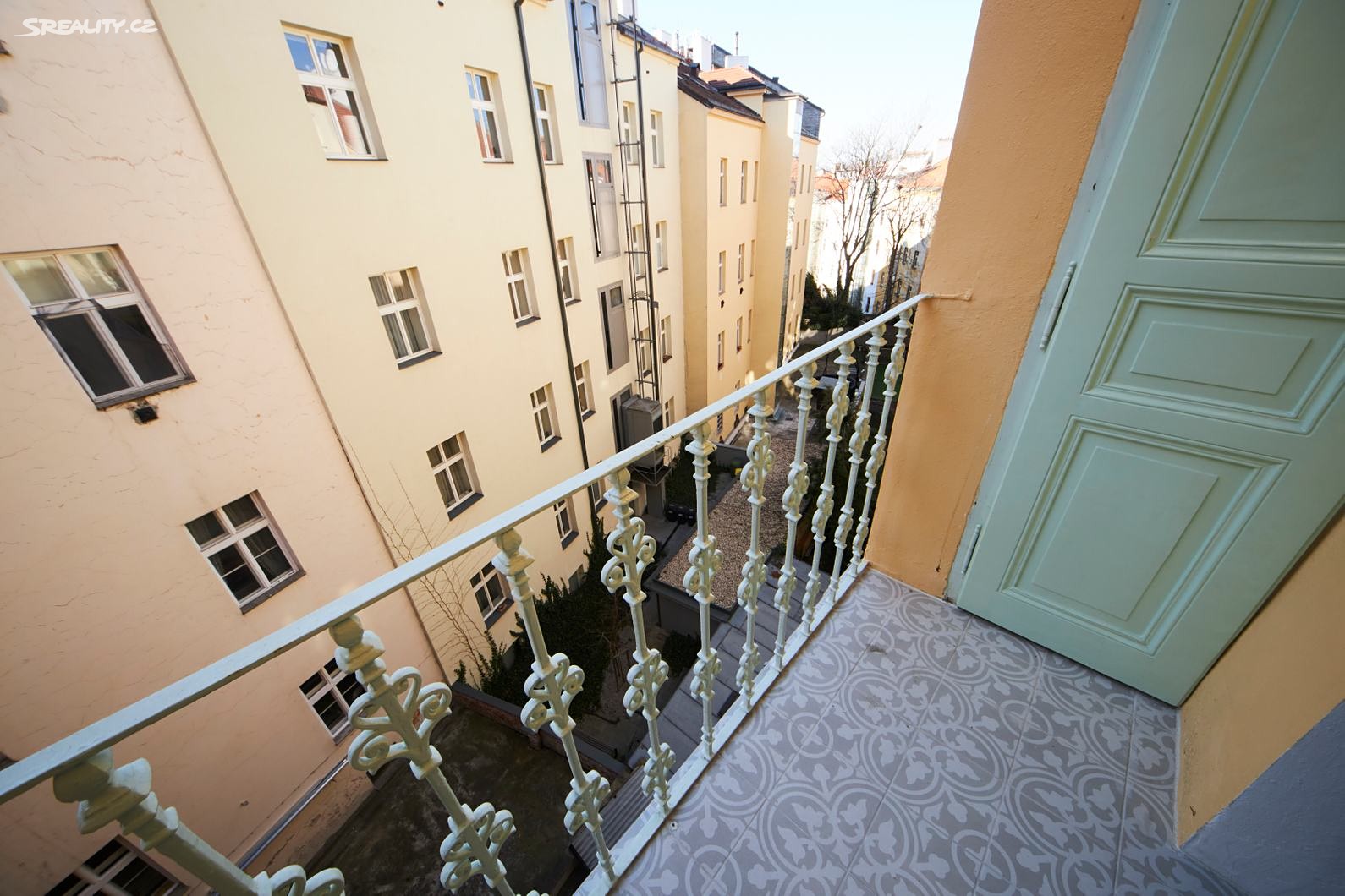 Pronájem bytu 2+kk 50 m², Příběnická, Praha 3 - Žižkov