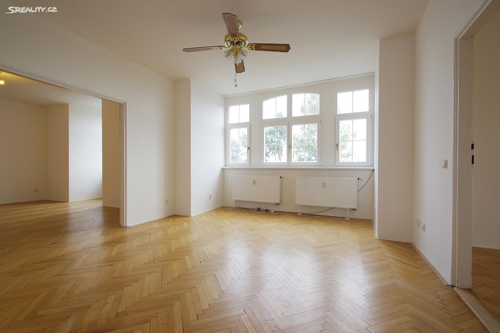 Pronájem bytu 3+1 100 m², U Plátenice, Praha 5 - Smíchov