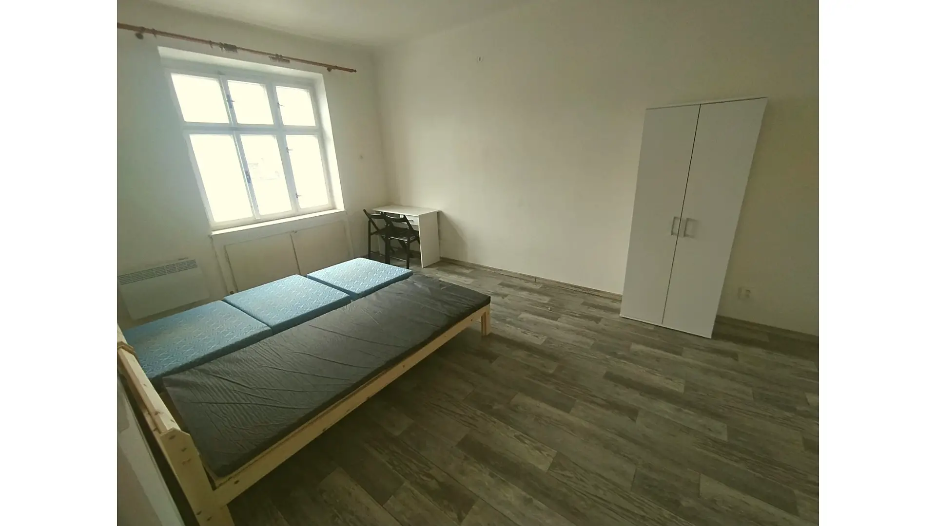 Pronájem bytu 4+1 20 m², Zábělská, Plzeň - Doubravka