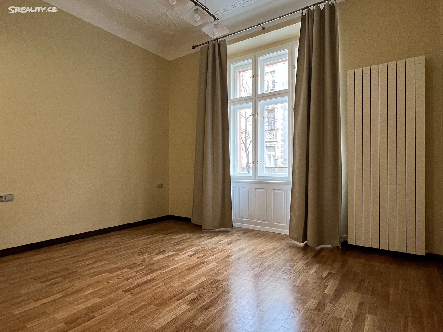 Pronájem bytu 4+1 111 m², Mánesova, Praha 2 - Vinohrady
