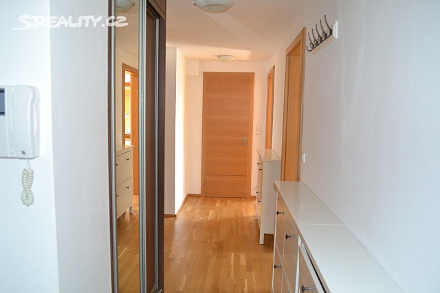 Pronájem bytu 4+kk 116 m², Lumiérů, Praha 5 - Hlubočepy