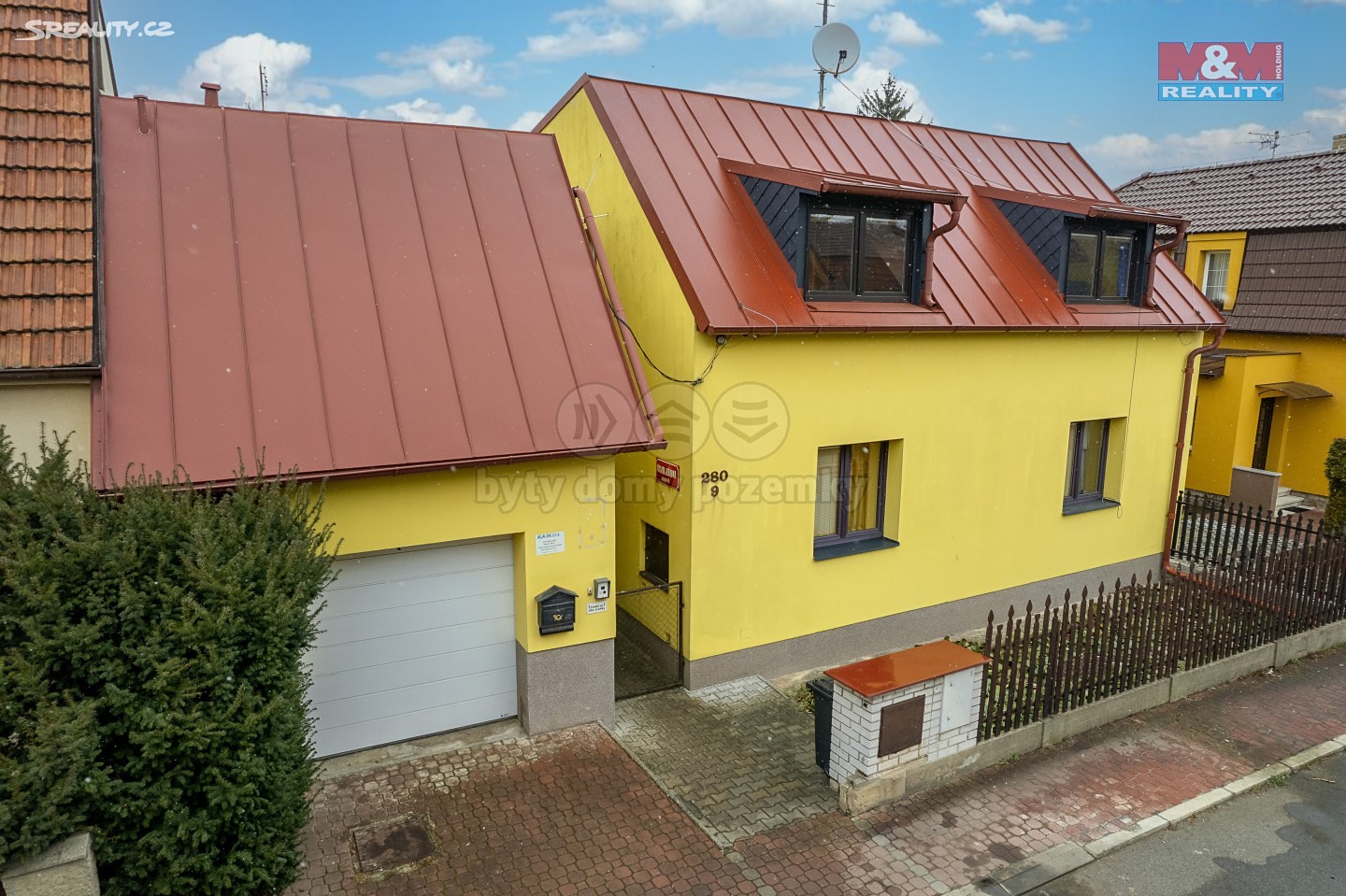 Prodej  rodinného domu 297 m², pozemek 216 m², Karla Čapka, Zeleneč