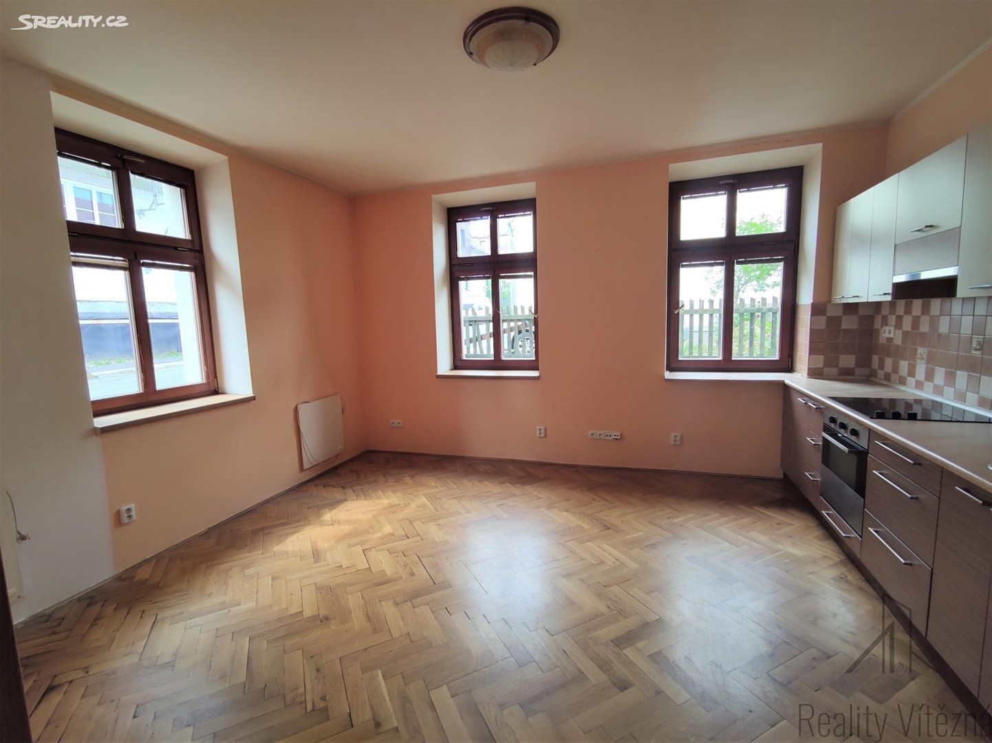 Pronájem bytu 2+kk 32 m², Karoliny Světlé, Liberec - Liberec VII-Horní Růžodol