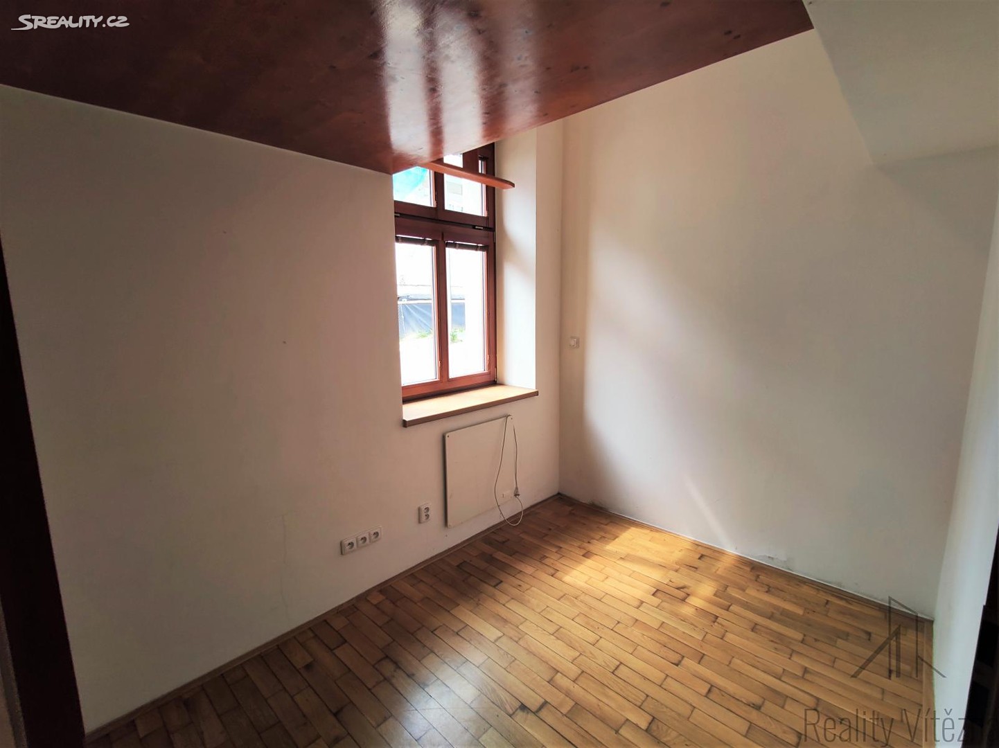 Pronájem bytu 2+kk 32 m², Karoliny Světlé, Liberec - Liberec VII-Horní Růžodol