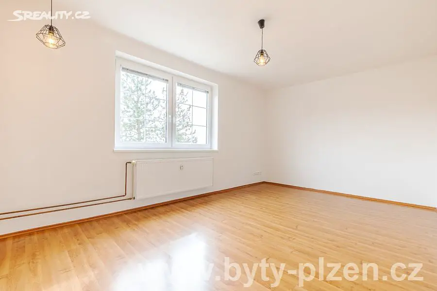 Pronájem bytu 3+1 71 m², Plzeňská, Letkov