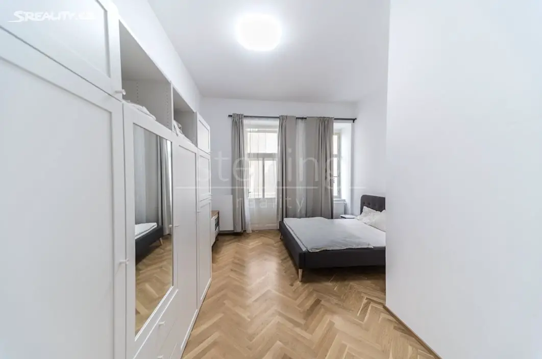 Pronájem bytu 3+1 121 m², Na struze, Praha 1 - Nové Město