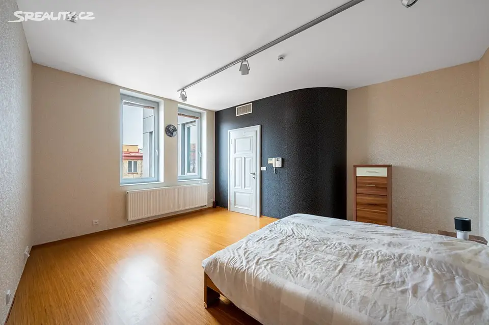 Prodej bytu 2+kk 75 m², Truhlářská, Praha 1 - Nové Město