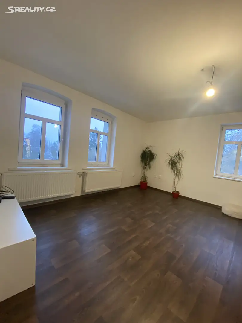 Pronájem bytu 3+kk 80 m², Smetanova, Nový Bor