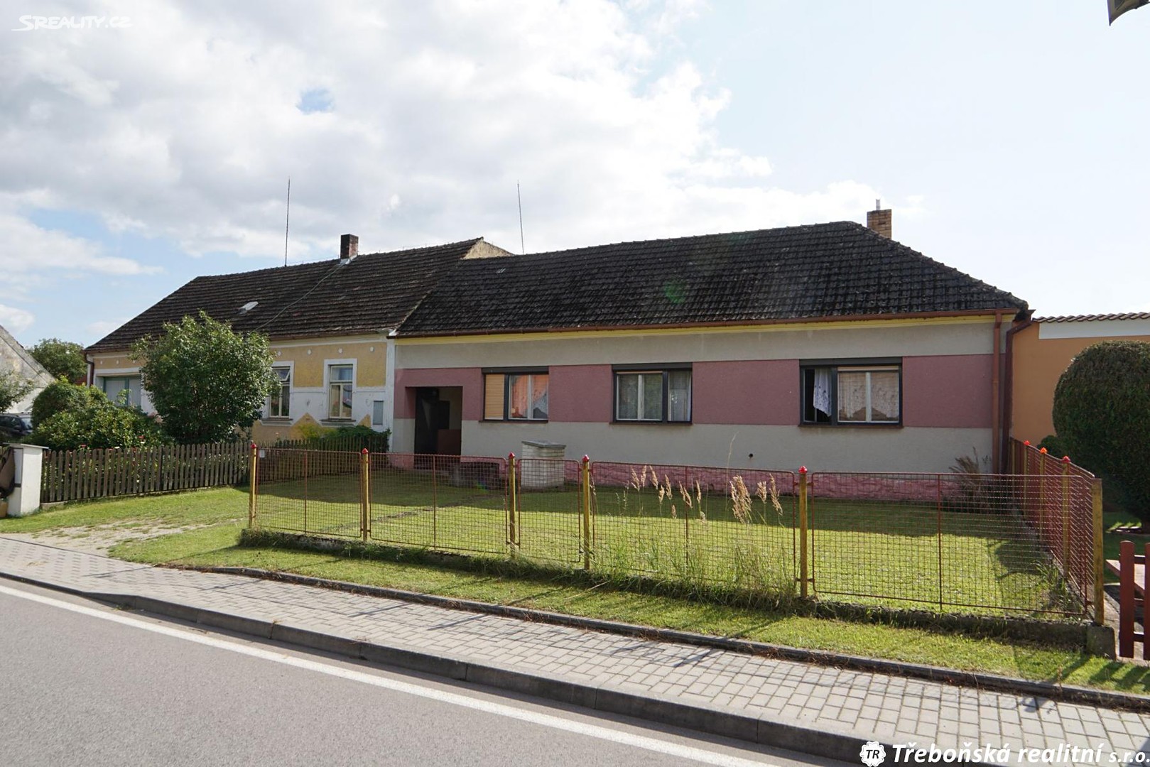 Prodej  rodinného domu 115 m², pozemek 2 112 m², Novosedly nad Nežárkou, okres Jindřichův Hradec