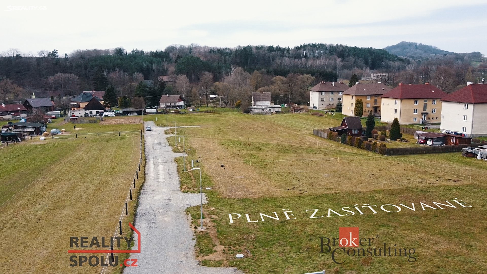 Prodej  stavebního pozemku 1 274 m², Brniště - Hlemýždí, okres Česká Lípa