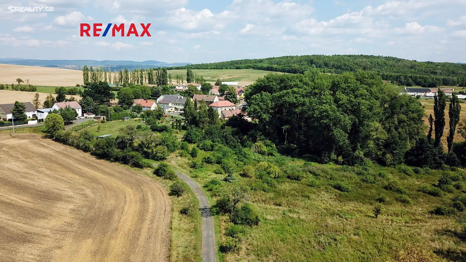 Prodej  stavebního pozemku 690 m², Modlany, okres Teplice