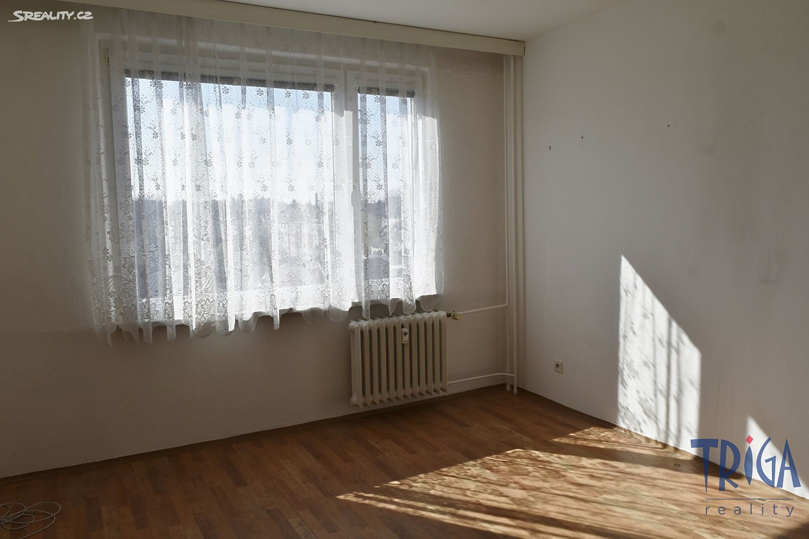 Pronájem bytu 1+1 39 m², nábřeží 17. listopadu, Jaroměř - Pražské Předměstí