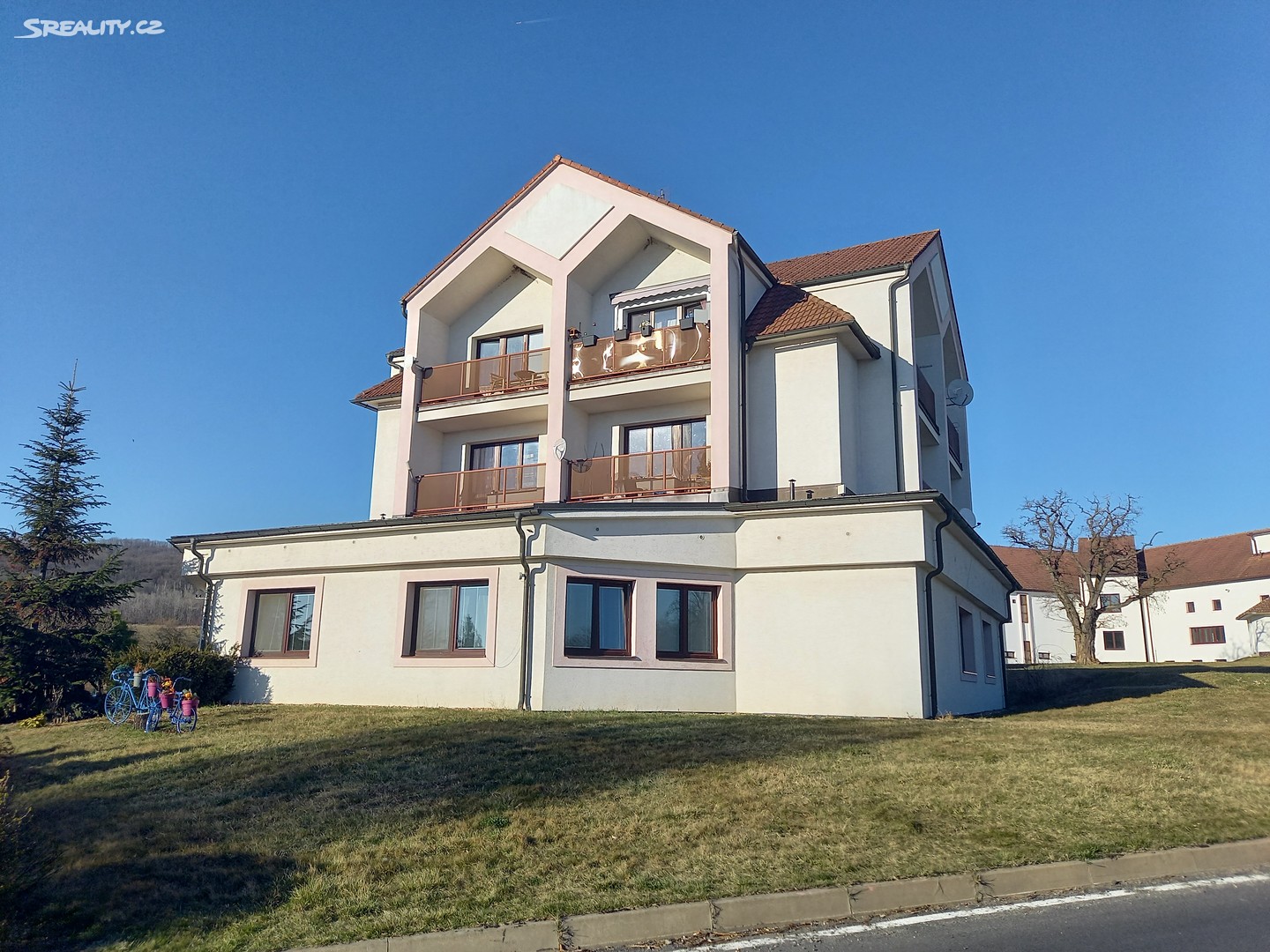 Prodej bytu 1+kk 40 m², Dobrovice - Sýčina, okres Mladá Boleslav