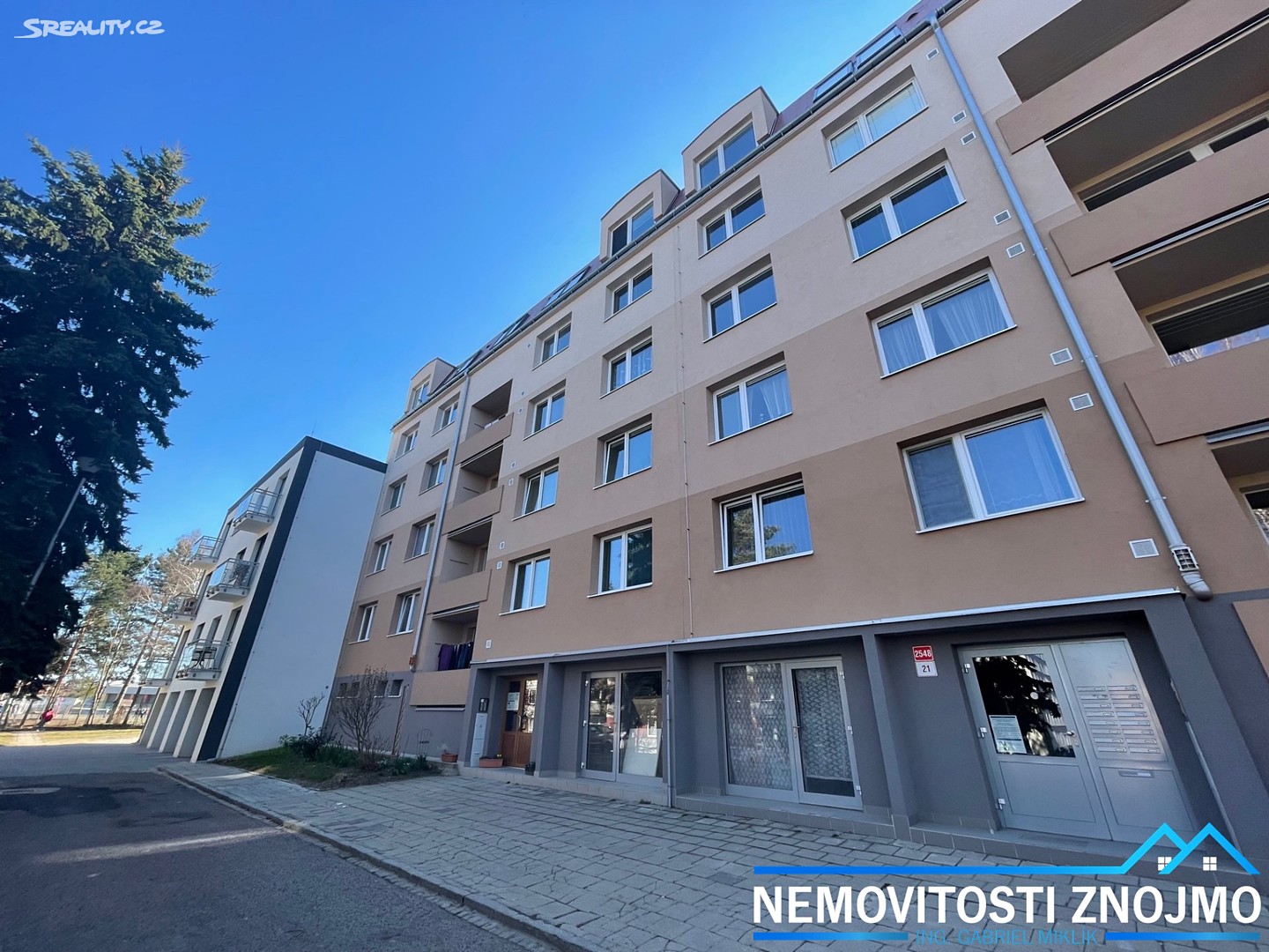 Prodej bytu 2+1 54 m², Gagarinova, Znojmo