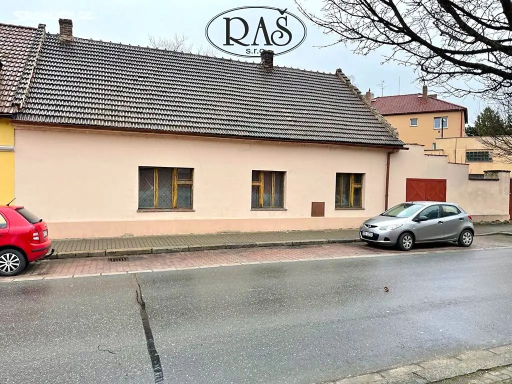 Prodej  rodinného domu 150 m², pozemek 1 034 m², Brankovická, Kolín - Kolín V