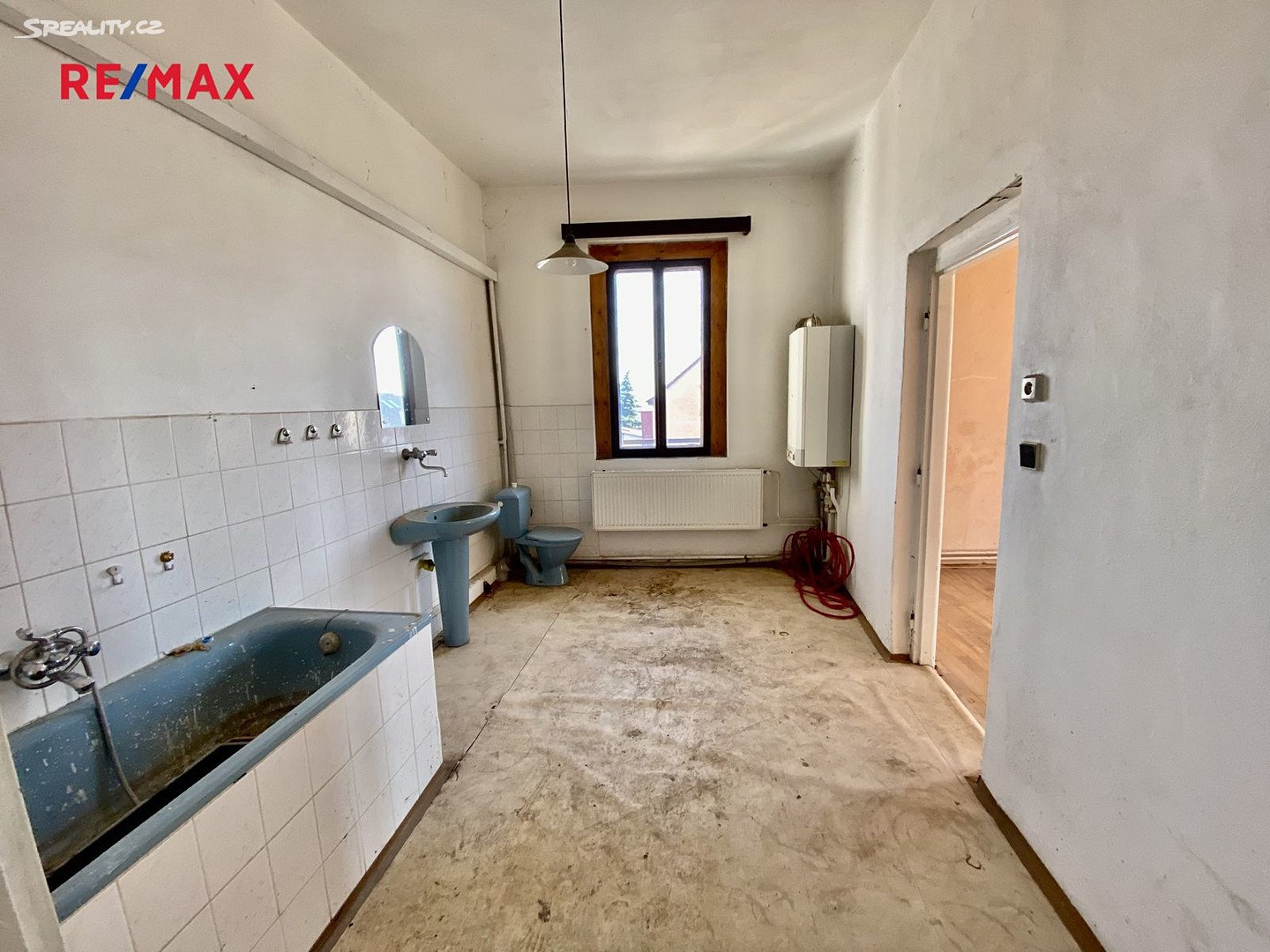 Prodej  vícegeneračního domu 345 m², pozemek 475 m², Husova, Dubí - Běhánky