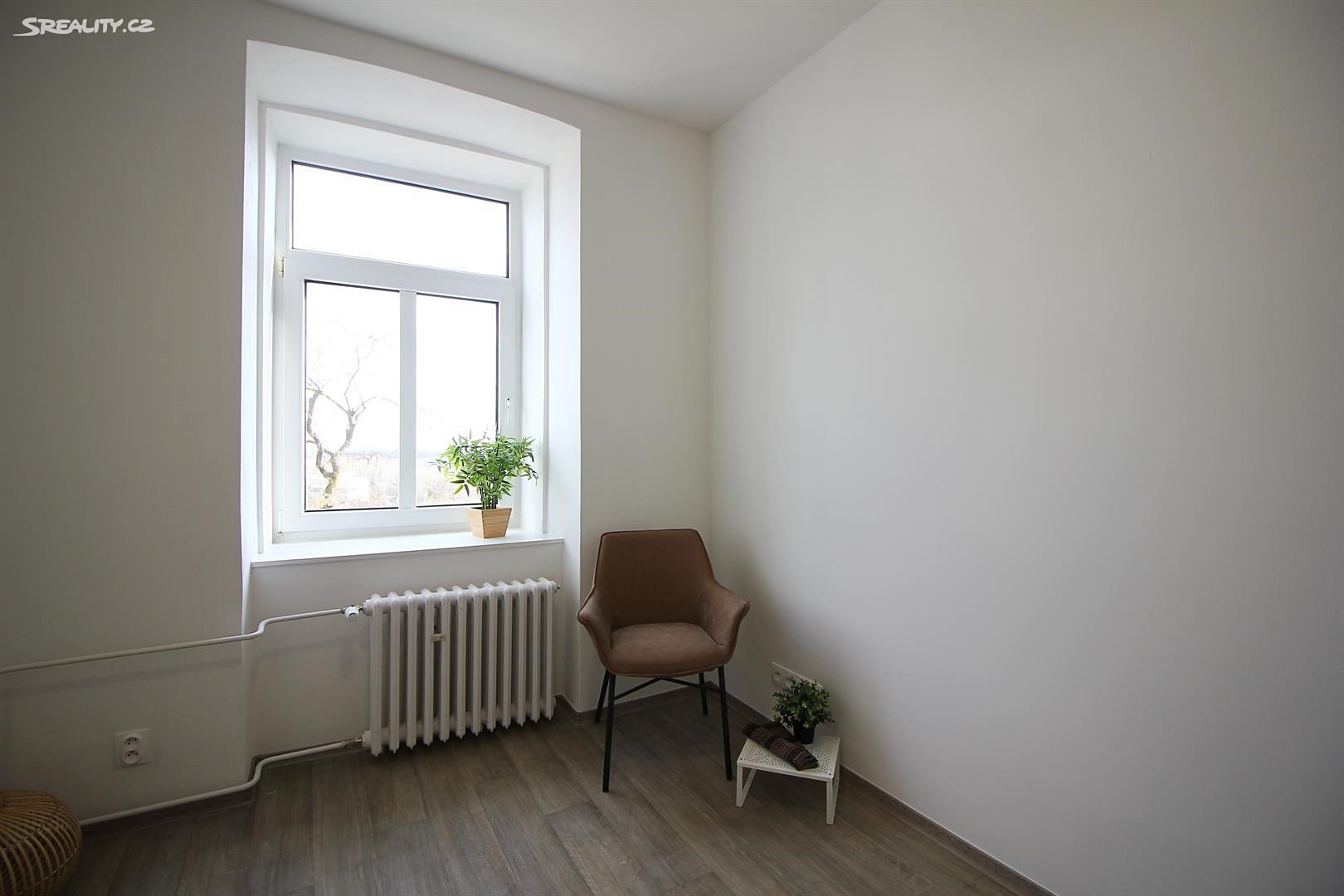 Pronájem bytu 2+kk 36 m², Bašty, Brno - Brno-město