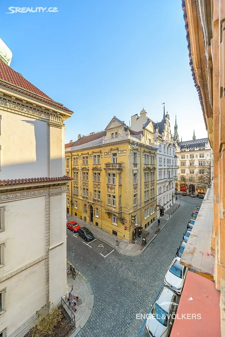 Pronájem bytu 3+1 111 m², Kostečná, Praha 1 - Staré Město