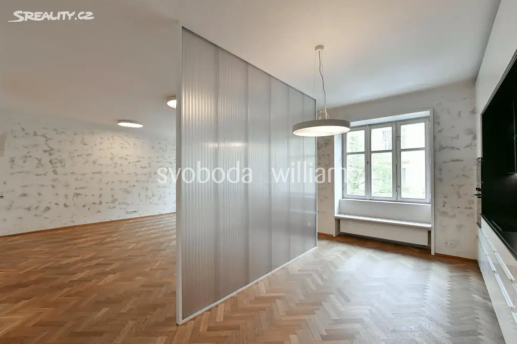 Pronájem bytu 3+kk 84 m², Ostromečská, Praha 3 - Žižkov