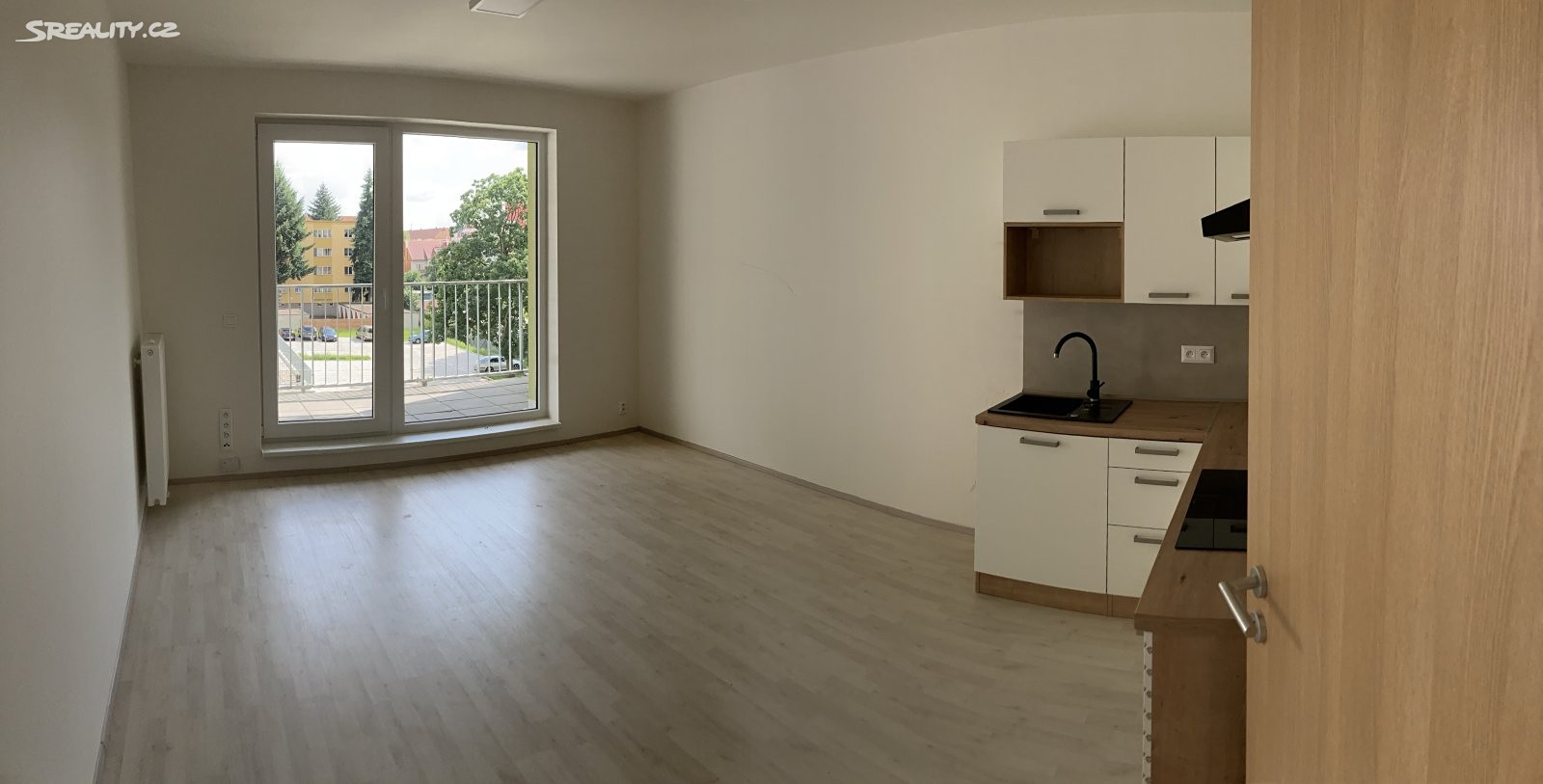Pronájem bytu 1+kk 35 m², Na Spravedlnosti, Pardubice - Zelené Předměstí