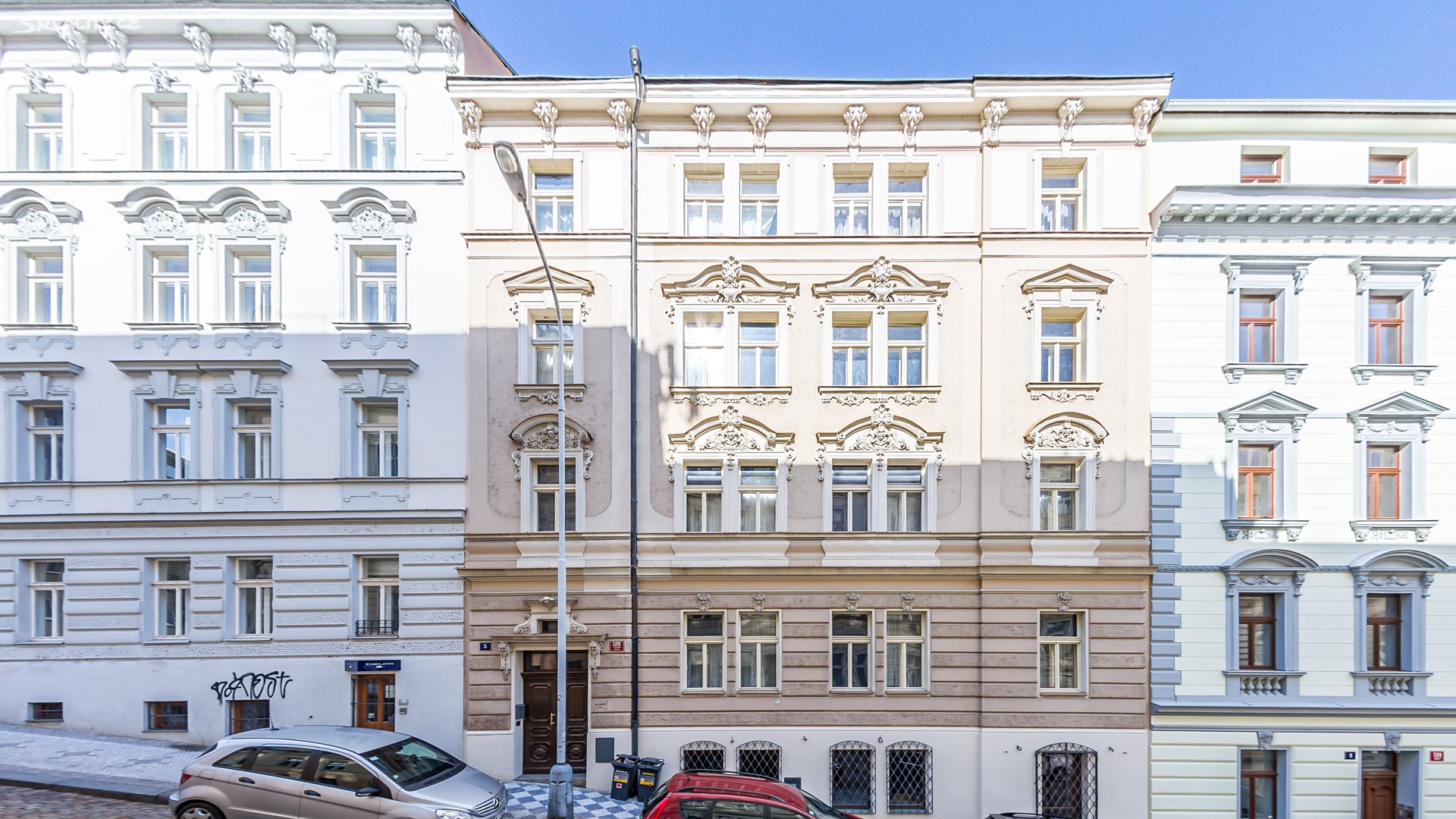 Pronájem bytu 1+kk 20 m², Hostivítova, Praha 2 - Vyšehrad