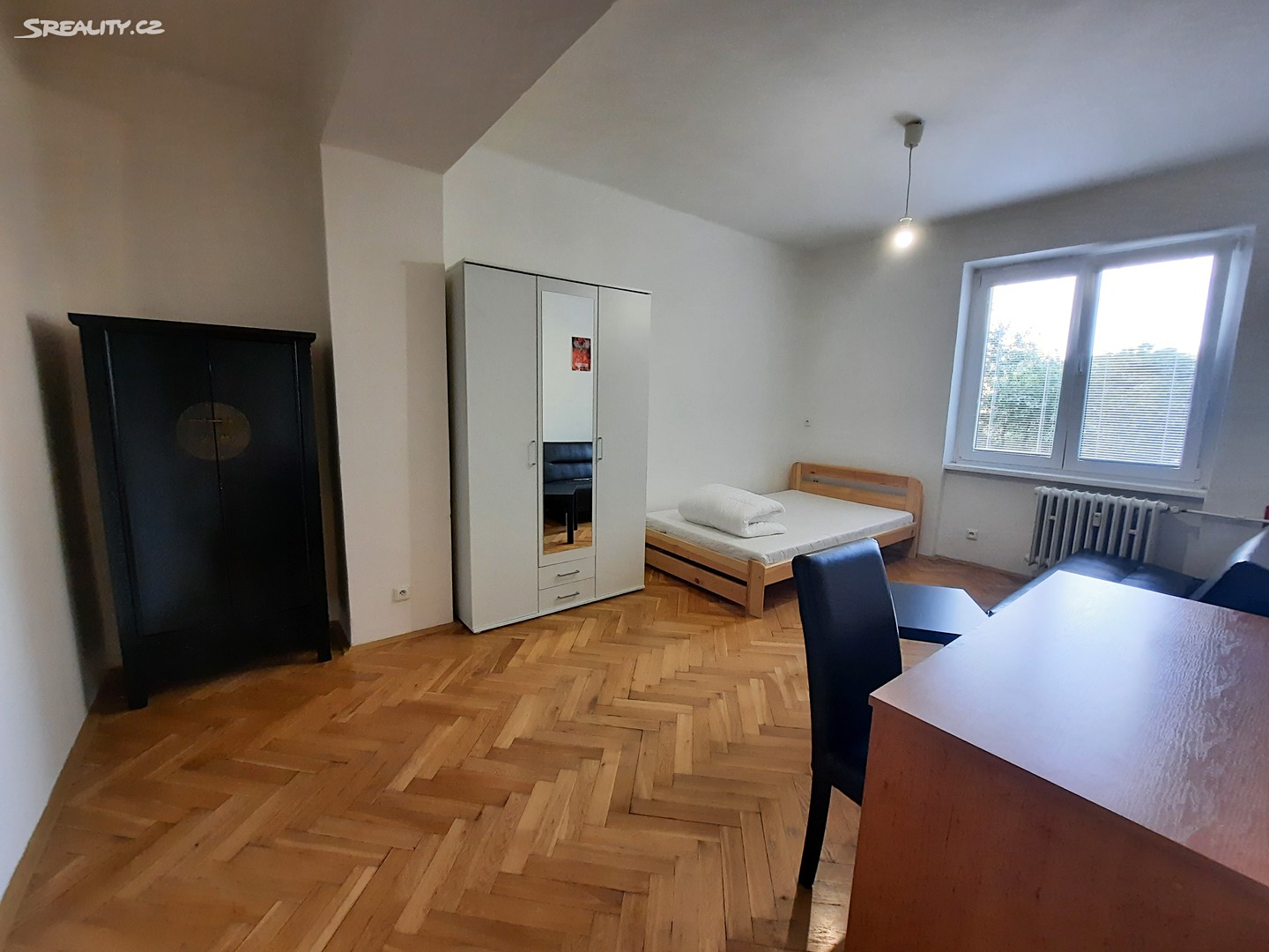 Pronájem bytu 2+1 50 m², Kafkova, Praha - Dejvice