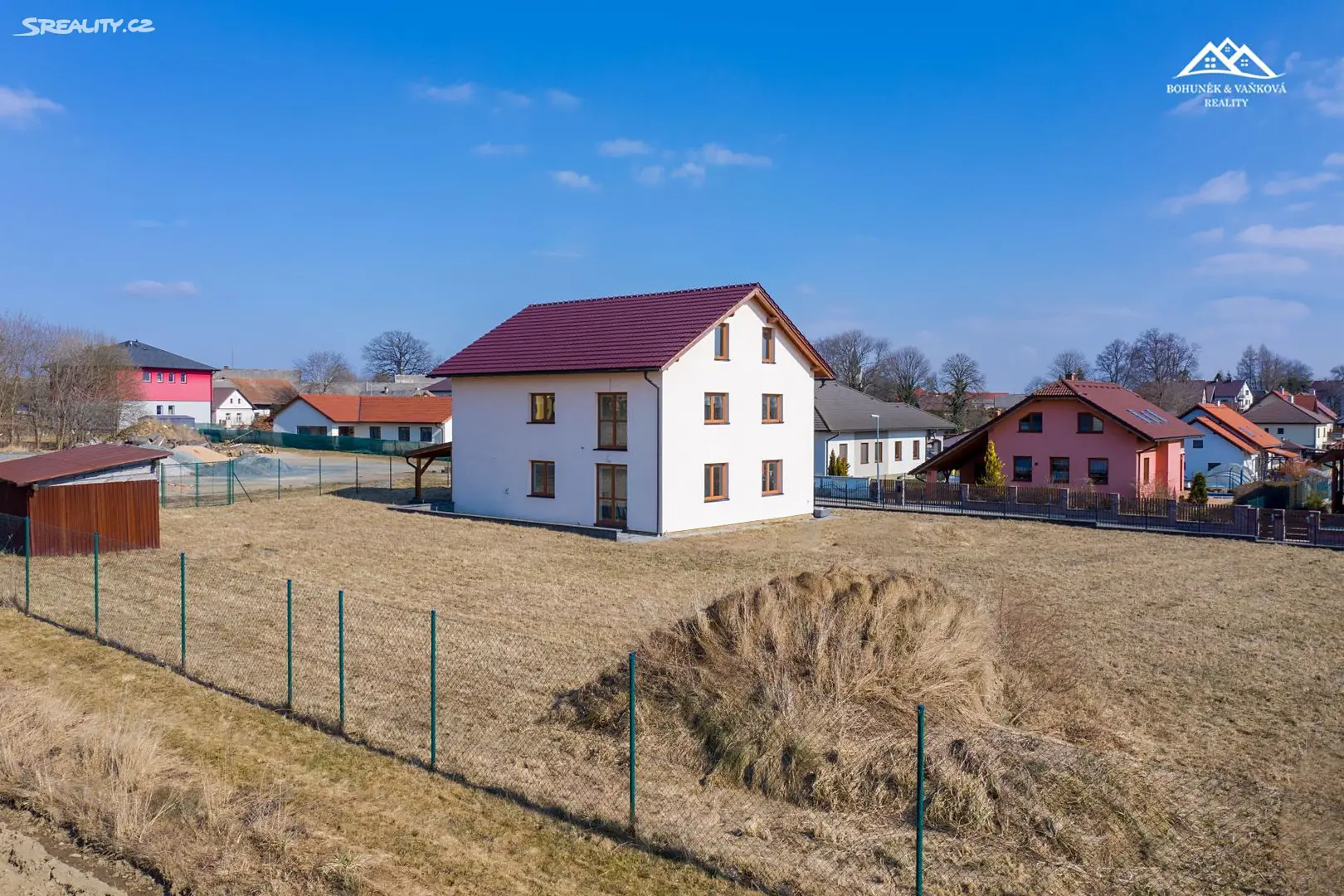 Prodej  rodinného domu 301 m², pozemek 1 742 m², Větrná, Jiřice