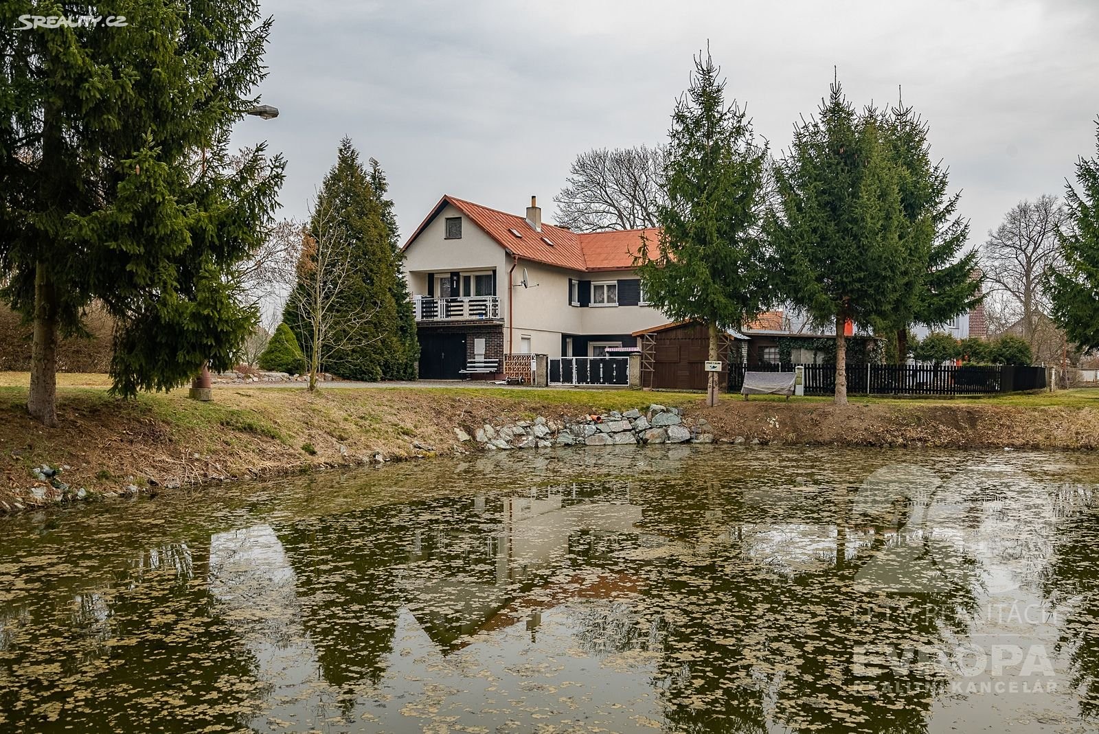 Prodej  rodinného domu 220 m², pozemek 428 m², Librantice, okres Hradec Králové