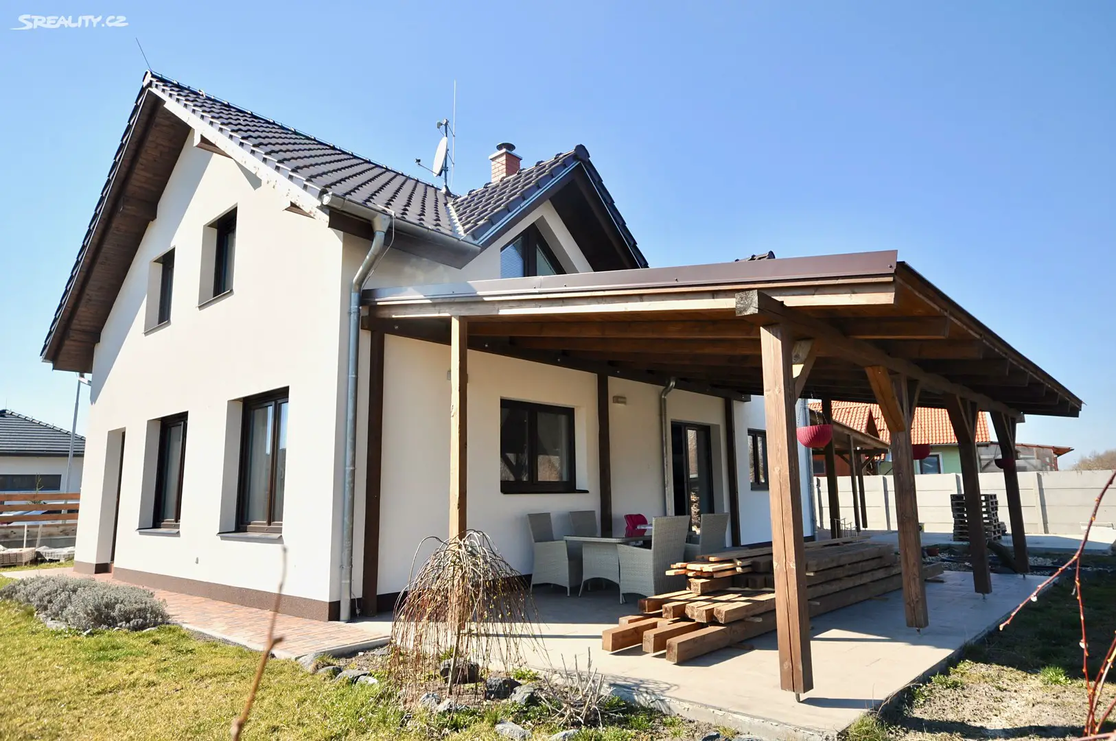 Prodej  rodinného domu 171 m², pozemek 973 m², Všechlapy, okres Nymburk