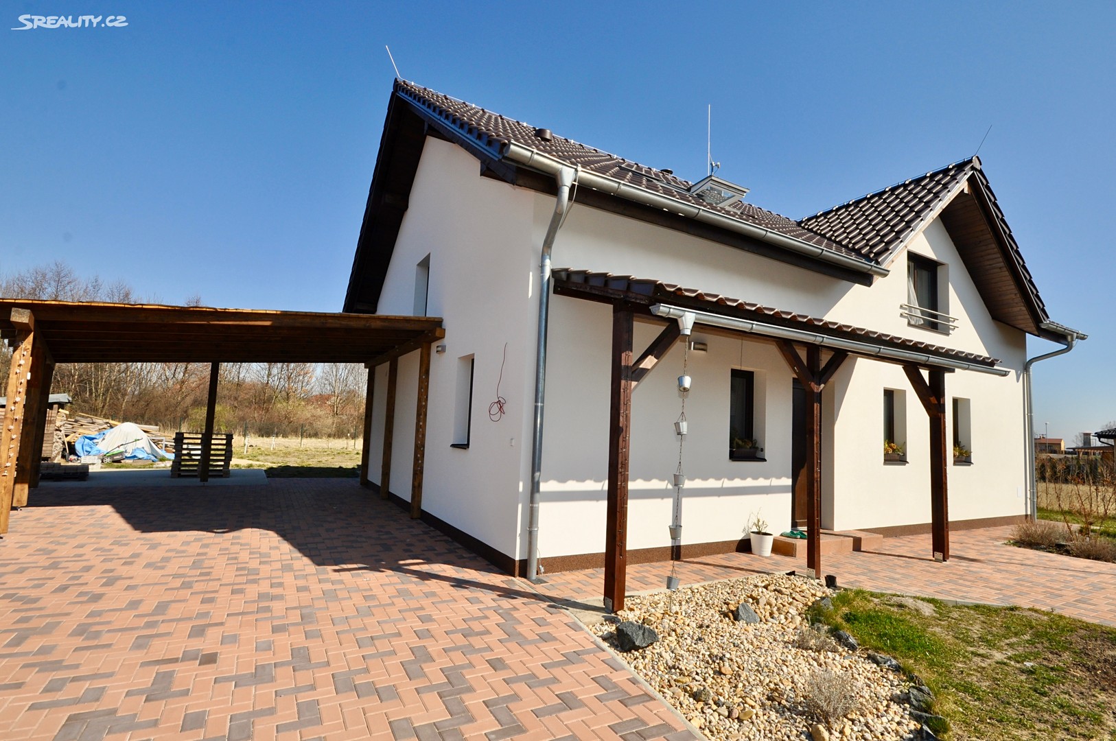 Prodej  rodinného domu 171 m², pozemek 973 m², Všechlapy, okres Nymburk