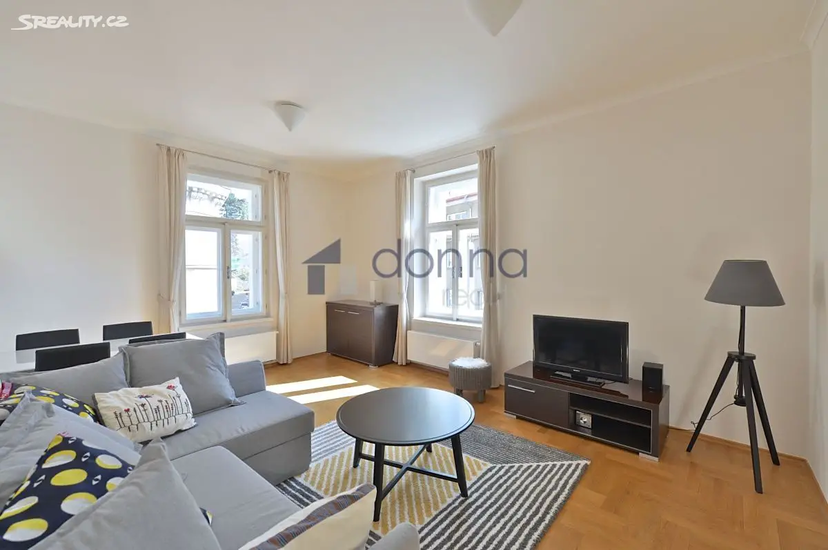 Pronájem bytu 2+1 57 m², Vratislavova, Praha 2 - Vyšehrad