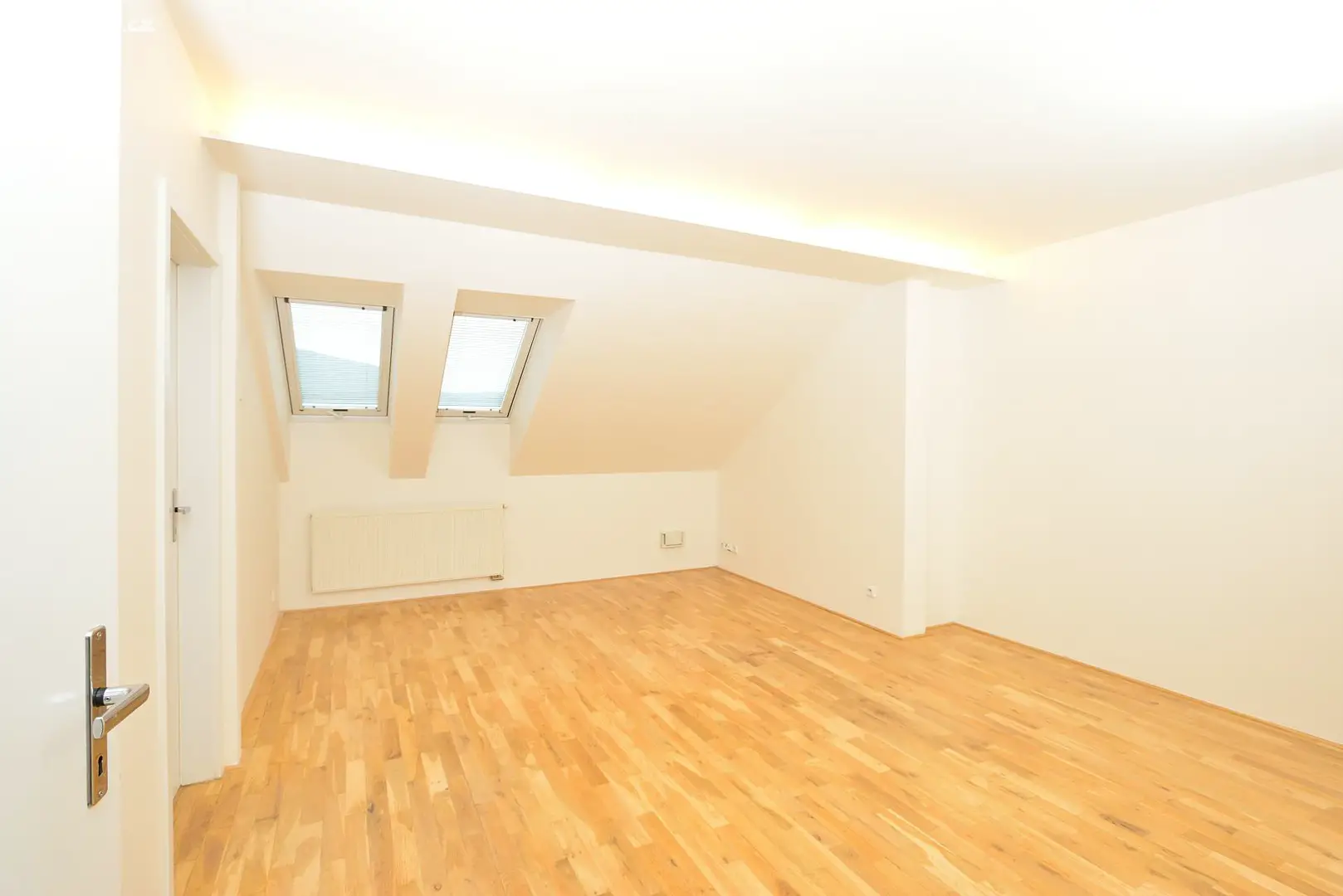 Pronájem bytu 2+kk 83 m² (Podkrovní), Elišky Přemyslovny, Praha 5 - Zbraslav