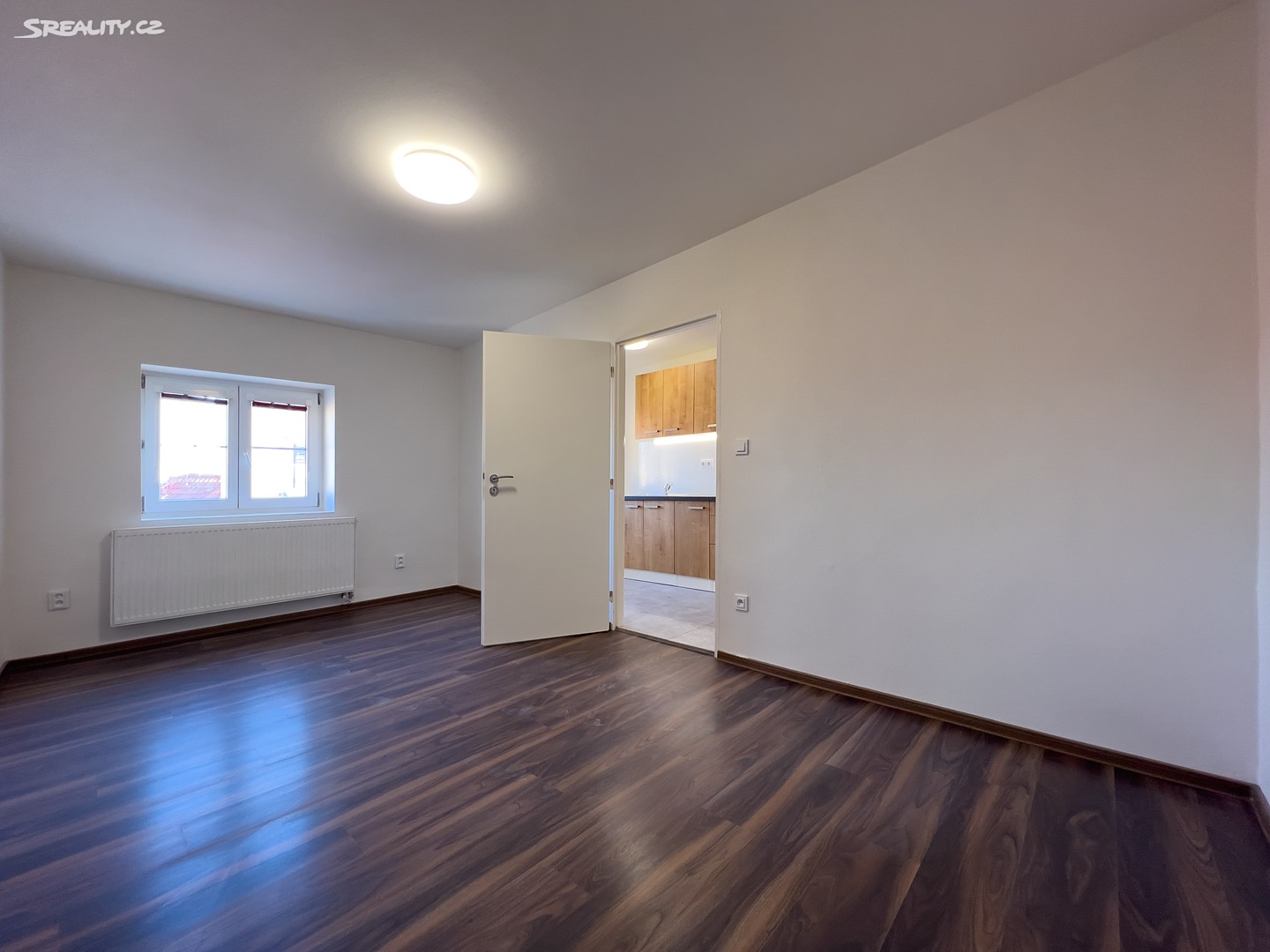 Pronájem bytu 3+1 65 m² (Podkrovní), Konšelská, Praha 8 - Libeň