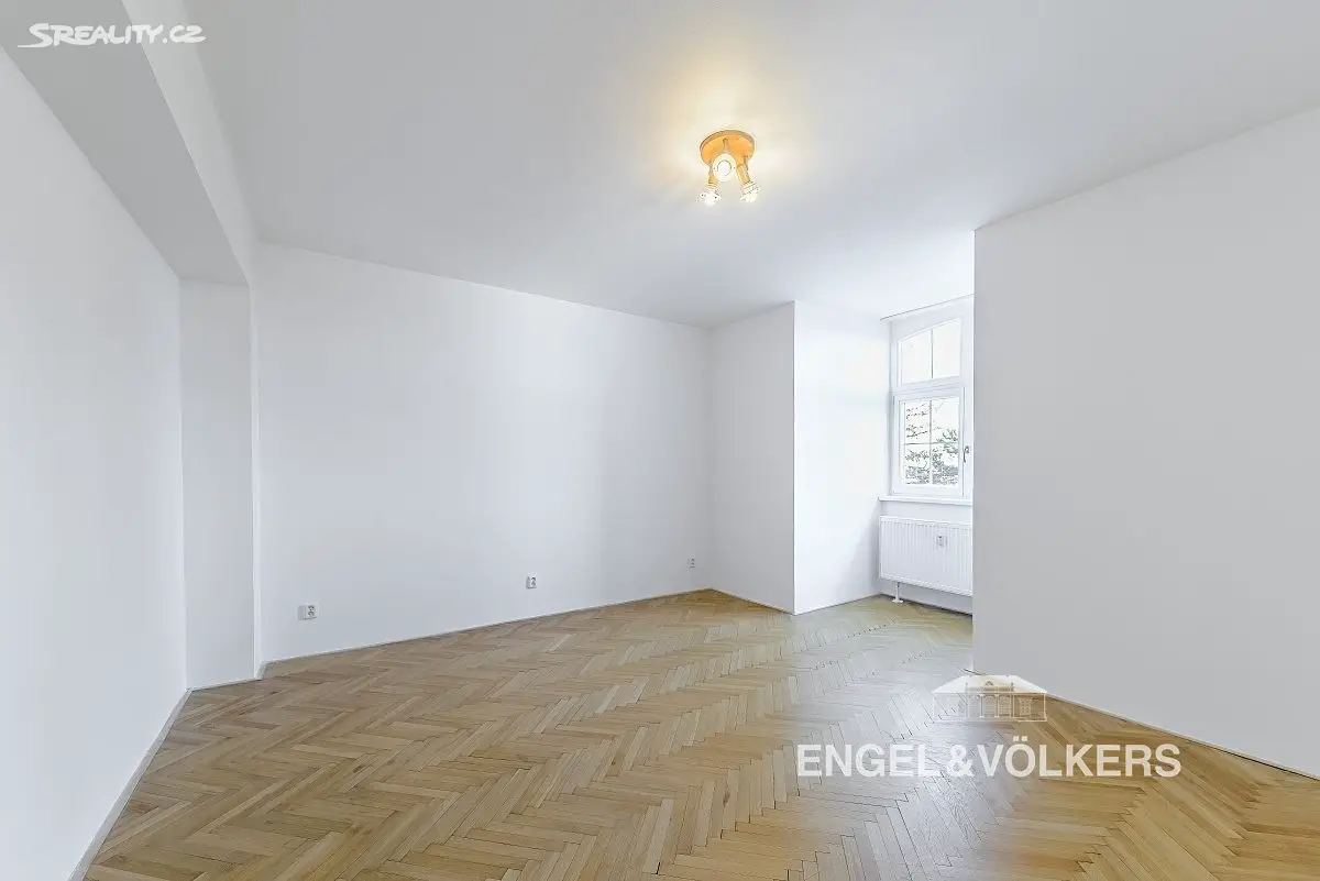 Pronájem bytu 3+1 96 m², U Plátenice, Praha - Smíchov